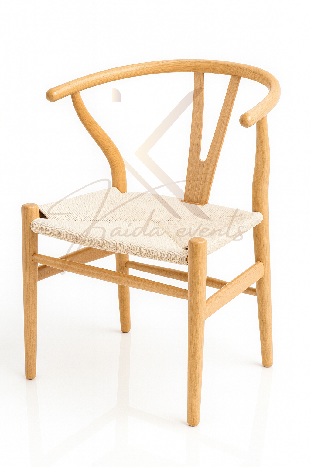 Chaise wishbone en bois clair